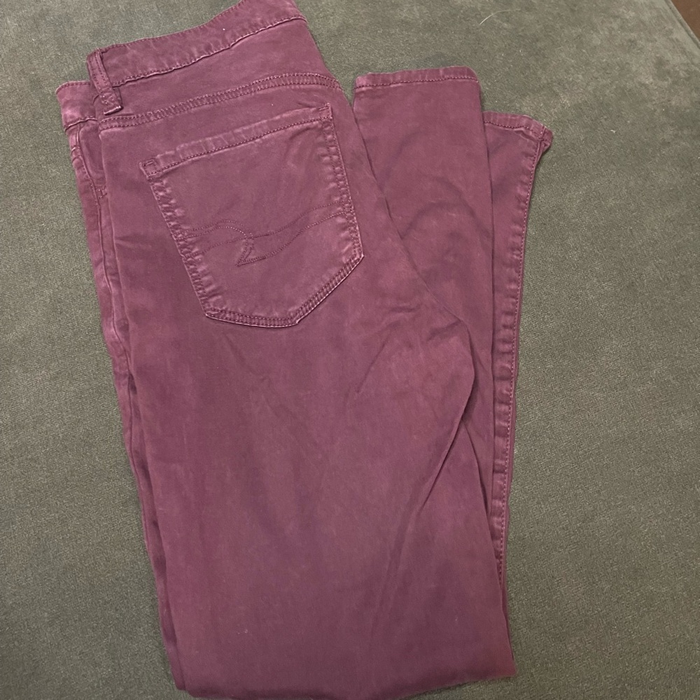 American Eagle skinny stretch pants.